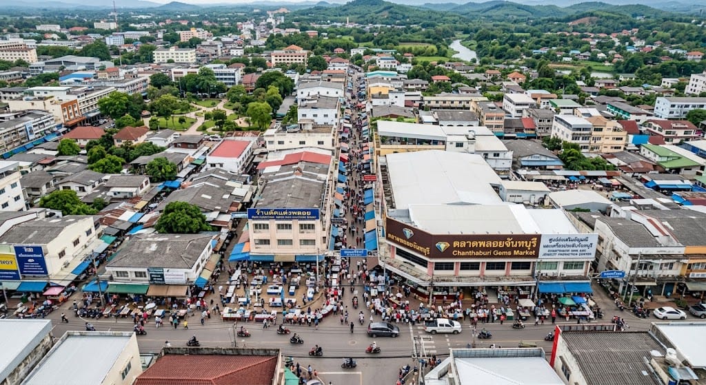 Today, the city has outgrown its identity as a mere mine town. It serves as the world’s clearinghouse for colored stones. Even as digital-first auction platforms try to disrupt the market, Chanthaburi holds firm because it is a human-centric network of experts. It’s a cluster of talent that you simply cannot replicate in a server room. It’s where the best diamond cutting designs meet the raw organic beauty of untreated stones, and where traders from Lightning Ridge to Madagascar come to get their material graded and sold.